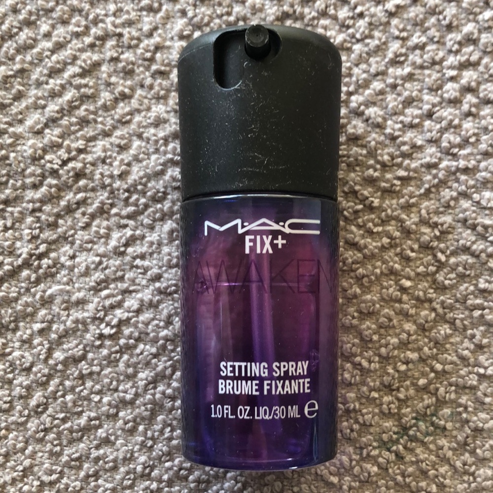 MAC Fix+ ‘Awaken’ Setting Spray NWOT